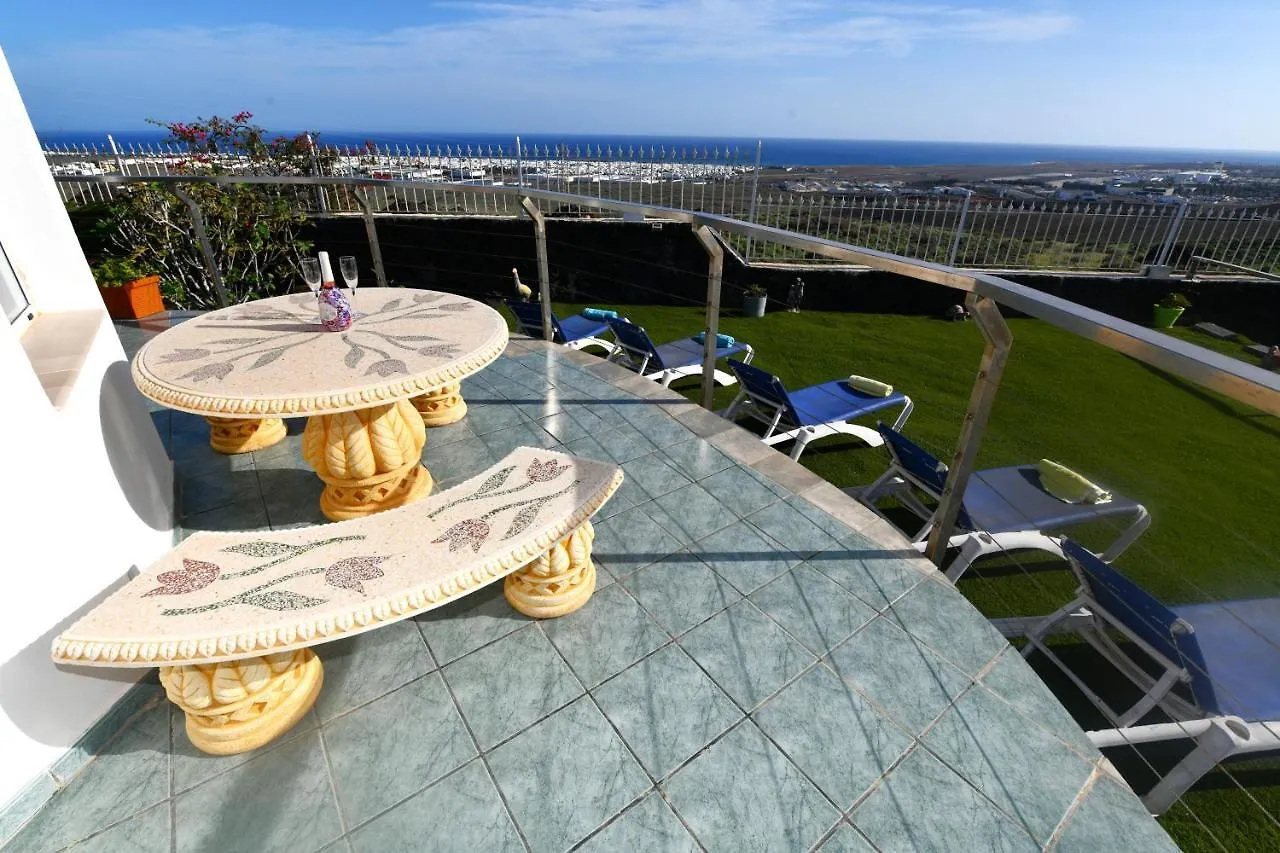 Villa Life Güime 0*,